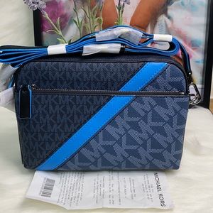 Michael Kors Cooper Crossbody